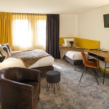 Contact Hotels Le Savigny & Spa Blacé Dış mekan fotoğraf