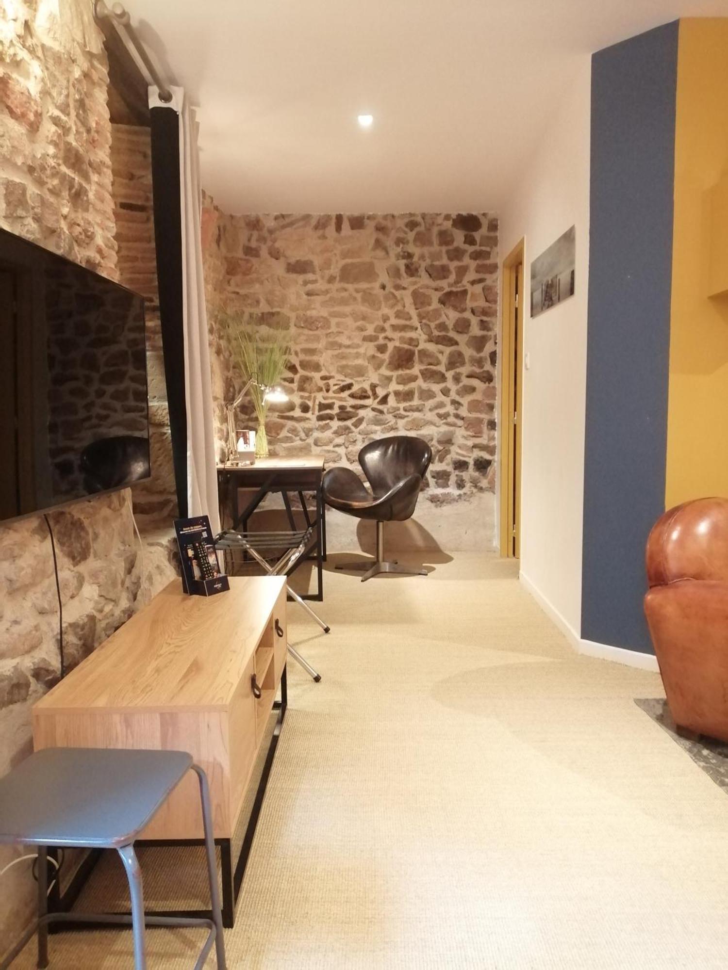 Contact Hotels Le Savigny & Spa Blacé Dış mekan fotoğraf